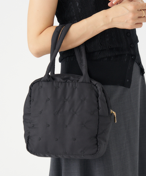 IENA(イエナ)の「ドットキルトジップバッグ(ハンドバッグ・レディース・ブラック/ブラウン・FREE)」の5枚目の写真