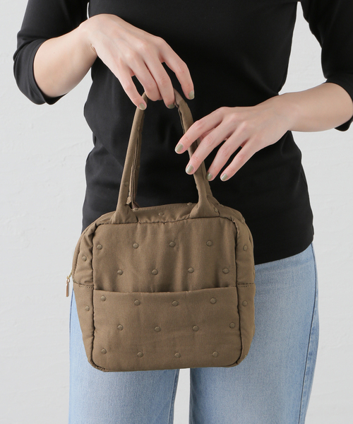 IENA(イエナ)の「ドットキルトジップバッグ(ハンドバッグ・レディース・ブラック/ブラウン・FREE)」の17枚目の写真