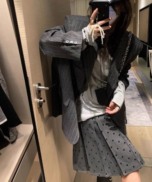 セール】【秋冬新作】ボックスプリーツドット柄ひざ丈スカート