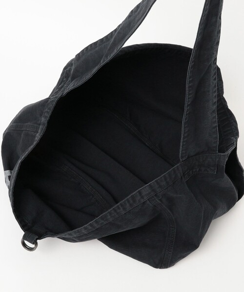 BEAMS（ビームス）の「【別注】PE / BEAMS Mail Bag（ショルダーバッグ・メンズ・ブラック・ONE SIZE）」の9枚目の写真