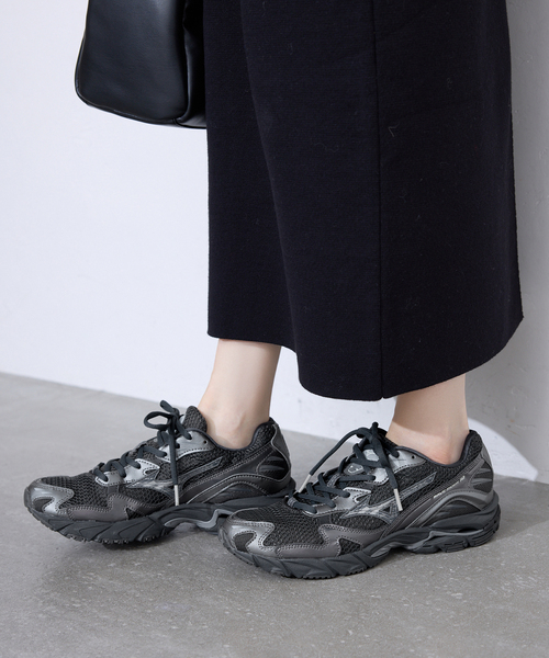 SLOBE IENA（スローブイエナ）の「MIZUNO/ミズノ WAVE RIDER 10 D1GA2431 04/08（その他シューズ・レディース・ホワイト/ブラック・23cm/23.5cm/24cm/24.5cm）」の22枚目の写真