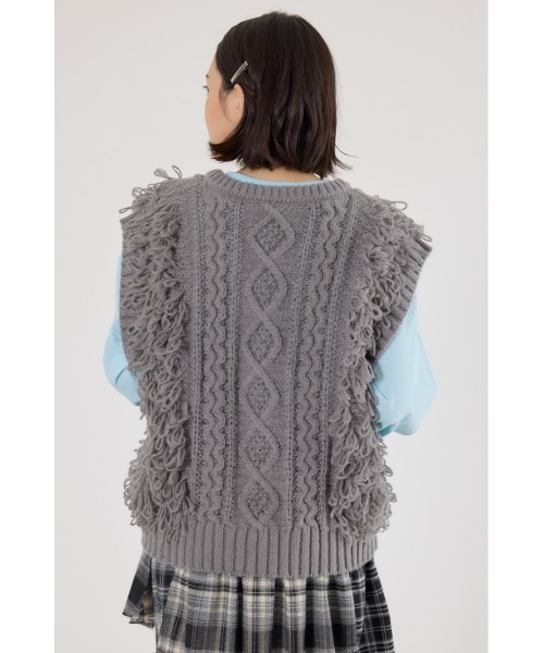 RODEO CROWNS WIDE BOWL（ロデオクラウンズワイドボウル）の「ケーブルニットベスト（ベスト・レディース・グレー/ブラック/アイボリー・FREE）」の16枚目の写真
