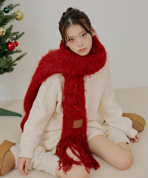 Chico（チコ）の「【5色展開】シャギーフリンジマフラー（マフラー・レディース・アイボリー/グレー/ブラウン/ピンク/レッド・FREE）」の5枚目の写真