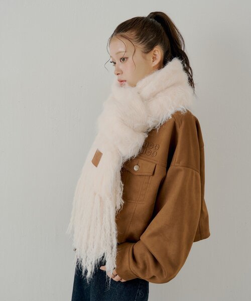 Chico（チコ）の「【5色展開】シャギーフリンジマフラー（マフラー・レディース・アイボリー/グレー/ブラウン/ピンク/レッド・FREE）」の14枚目の写真