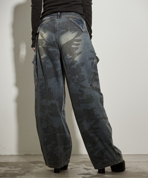 .KOM（ドットコム）の「『.KOM/ドットケーオーエム』オーバーダイ迷彩カーゴパンツ【CN】【Z】【Z】（カーゴパンツ・レディース・ブルー・S）」の5枚目の写真