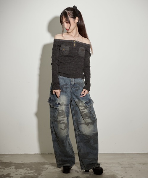 .KOM（ドットコム）の「『.KOM/ドットケーオーエム』オーバーダイ迷彩カーゴパンツ【CN】【Z】【Z】（カーゴパンツ・レディース・ブルー・S）」の2枚目の写真