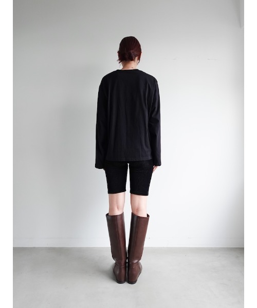 sahara（サハラ）の「Flower Photo Long Tee/フラワーフォトロングティーシャツ（Tシャツ/カットソー・レディース・ホワイト系3/ブラック系2/ホワイト系4/ブラック系1・FREE）」の6枚目の写真