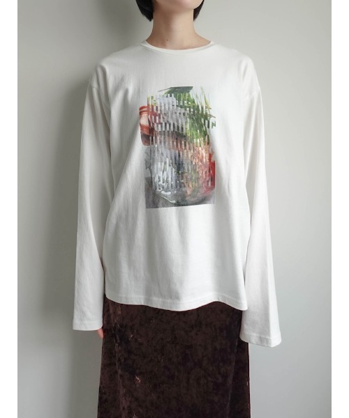 sahara（サハラ）の「Flower Photo Long Tee/フラワーフォトロングティーシャツ（Tシャツ/カットソー・レディース・ホワイト系3/ブラック系2/ホワイト系4/ブラック系1・FREE）」の22枚目の写真