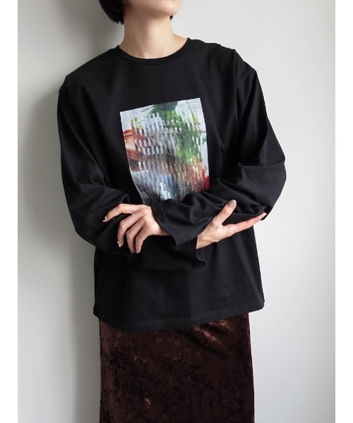 sahara（サハラ）の「Flower Photo Long Tee/フラワーフォトロングティーシャツ（Tシャツ/カットソー・レディース・ホワイト系3/ブラック系2/ホワイト系4/ブラック系1・FREE）」の9枚目の写真