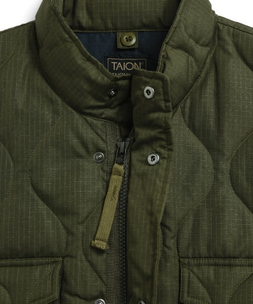 TAION(タイオン)の「TAION/タイオン/MILITARY M65 TYPE DOWN JACKET(ダウンジャケット/コート・メンズ・ダークオリーブ/ブラック・M/L/XL)」の3枚目の写真