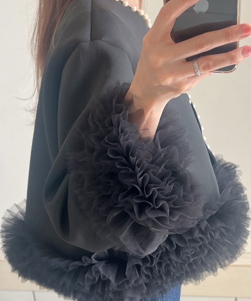 パール付きフリルジャケット（ノーカラージャケット）｜deux amour