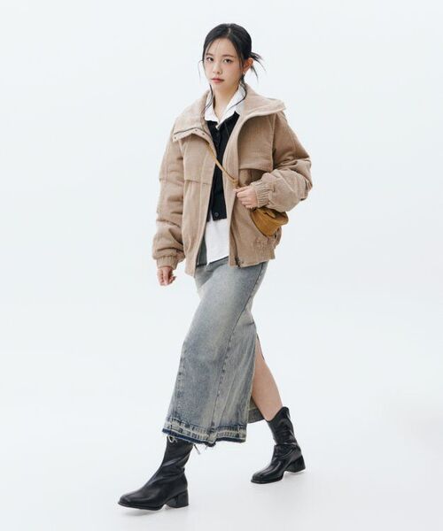 NICK&NICOLE(ニックアンドニコール)の「WASHED FRINGE LONG DENIM SKIRT_BLUE(スカート・レディース・その他・SMALL/MEDIUM/LARGE)」の5枚目の写真