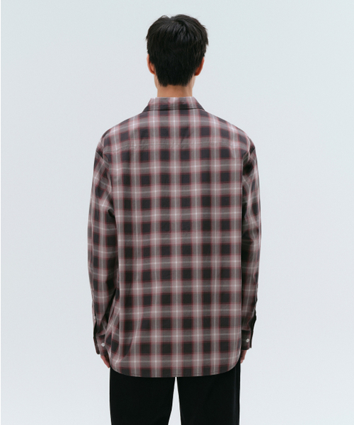 MUSINSA STANDARD（ムシンサスタンダード）の「リラックスドオンブレチェックシャツ[ブラック/レッド]（シャツ/ブラウス・メンズ・その他・SMALL/MEDIUM/LARGE/X-LARGE/XX-LARGE）」の3枚目の写真