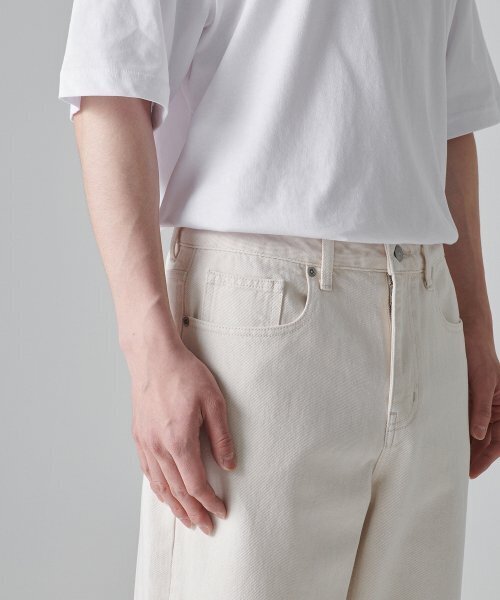 MUSINSA STANDARD（ムシンサスタンダード）の「ルーズストレートデニムパンツ[クリーム]（デニムパンツ・メンズ・その他・40/38/42/36/34/32/30/31/33/26/27/28/29）」の7枚目の写真