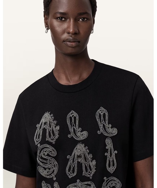 ALLSAINTS（オールセインツ）の「ELLA LISA EMBELLISHED T-SHIRT | ELLA LISA 刺繍 Tシャツ（Tシャツ/カットソー・レディース・ブラック・XS/S/M）」の2枚目の写真