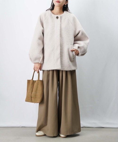 LUCA/LADY LUCK LUCA（ルカ/レディラックルカ）の「LC/LLL バックバルーンコート/ノーカラーシャギーコート（ノーカラーコート・レディース・アイボリー/チャコールグレー・FREE）」の3枚目の写真