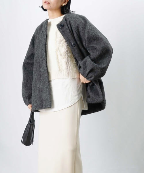 LUCA/LADY LUCK LUCA（ルカ/レディラックルカ）の「LC/LLL バックバルーンコート/ノーカラーシャギーコート（ノーカラーコート・レディース・アイボリー/チャコールグレー・FREE）」の9枚目の写真