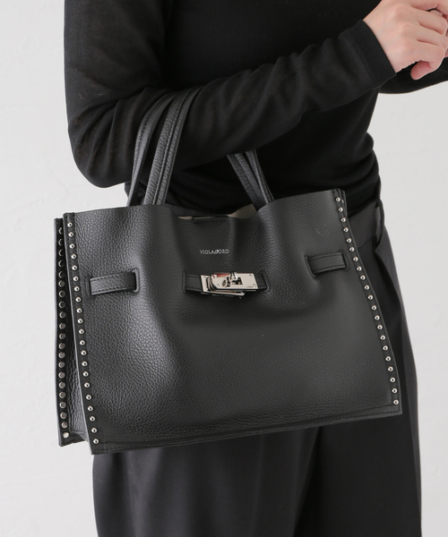 La TOTALITE(ラトータリテ)の「VIOLAd’ORO/ヴィオラドーロ スタッズ トートバッグ(トートバッグ・レディース・ブラック・FREE)」の3枚目の写真