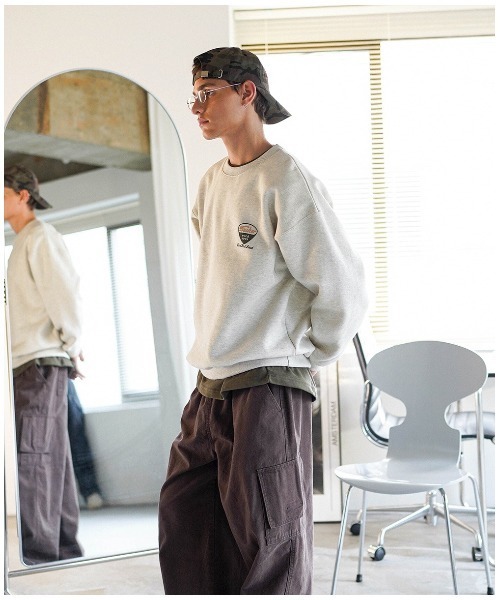NO NEED（ノーニード）の「【EZKATON】Busker Sweatshirts/KHMT6891（スウェット・メンズ・ブラック/グレー/ナチュラル/ネイビー/バーガンディー・LL/3L/M/L）」の21枚目の写真