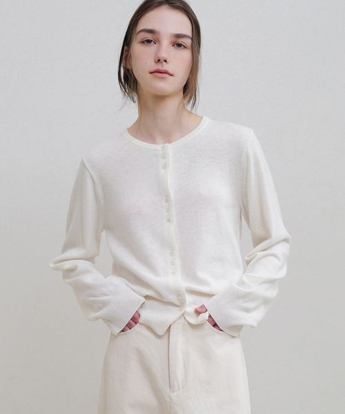 ANDNEEDS(アンドニーズ)の「Mari round cardigan (ivory)(カーディガン/ボレロ・レディース・その他・FREE)」の1枚目の写真