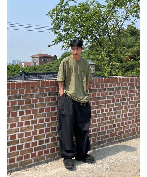 ANGLAN(アングラン)の「Nylon Tuck Belt String Balloon Pants - Black(スウェットパンツ・メンズ・その他・ONE SIZE/1/2)」の4枚目の写真
