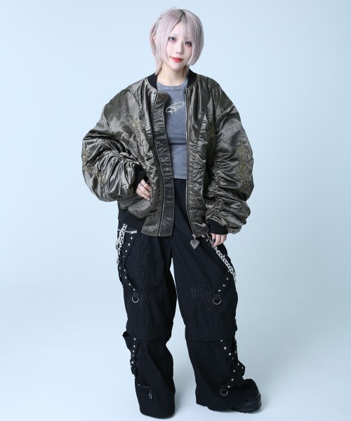 BACKSTAGE PASS(バックステージパス)の「TRIPLE DAGGER MA-1(トリプルダガー MA-1)ダガー刺繍 MA-1(MA-1・メンズ・パープル/ダークグレー/オリーブ/ブラック・FREE)」の15枚目の写真