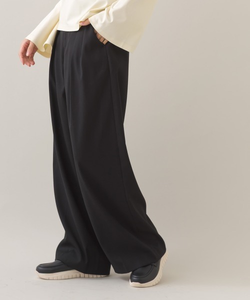 OMNES（オムネス）の「【BEAUTIFUL FRIDAY】ツータックストレートパンツ（スラックス・レディース・ブラック/ベージュ・LARGE/MEDIUM）」の6枚目の写真