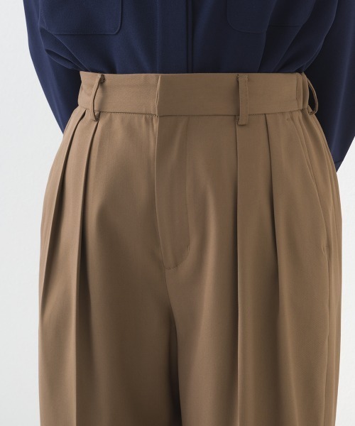 OMNES（オムネス）の「【BEAUTIFUL FRIDAY】ツータックストレートパンツ（スラックス・レディース・ブラック/ベージュ・LARGE/MEDIUM）」の13枚目の写真