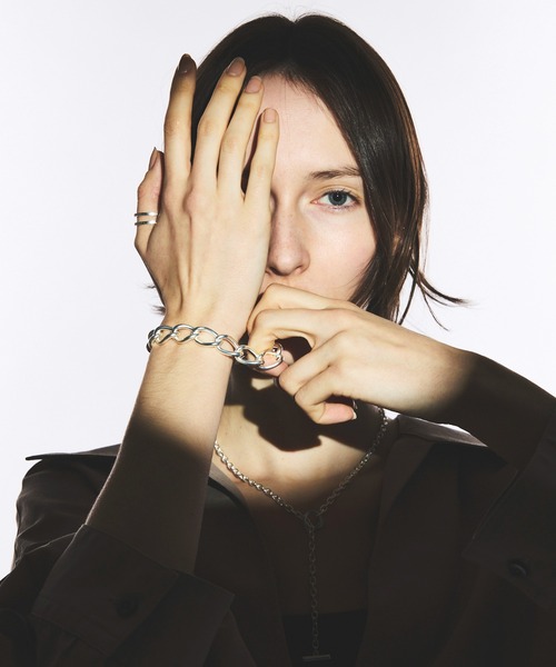MAISON SPECIAL(メゾンスペシャル)の「《UNISEX》【Made In YAMANASHI Jewelry】〇□ Loop Ring/山梨産〇□ループリング【MAISON SPECIAL/メゾンスペシャル】(リング・メンズ・シルバー・FREE)」の5枚目の写真