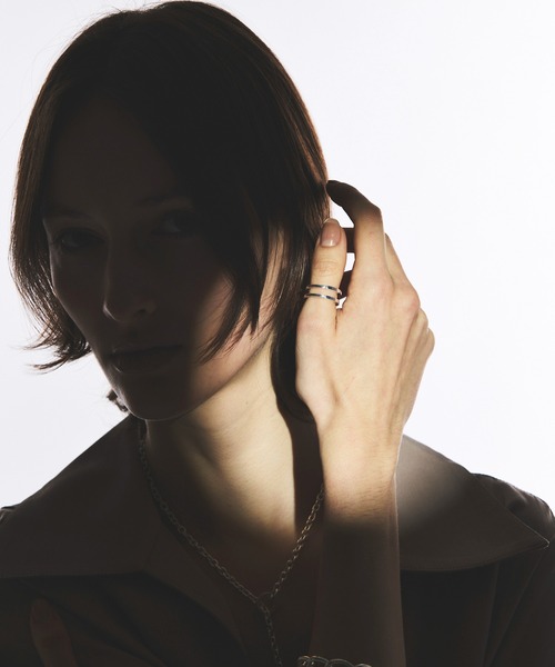 MAISON SPECIAL(メゾンスペシャル)の「《UNISEX》【Made In YAMANASHI Jewelry】〇□ Loop Ring/山梨産〇□ループリング【MAISON SPECIAL/メゾンスペシャル】(リング・メンズ・シルバー・FREE)」の6枚目の写真