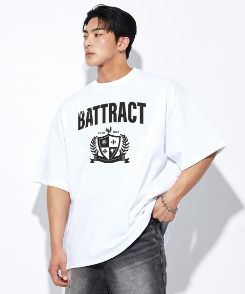 BATTRACT(バトラクト)の「シールドプリンティングオーバーフィット半袖_ホワイト(Tシャツ/カットソー・レディース・ホワイト・1/2)」の6枚目の写真