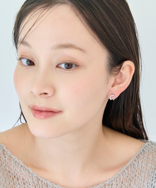 Phoebe（フィービィー）の「【金属アレルギー対応】グロッシーミニホースシューピアス　ステンレス/馬蹄/バテイ/蹄鉄/ラッキーモチーフ/ギフト/プレゼント（ピアス（両耳用）・レディース・イエローゴールド/シルバー・FREE）」の10枚目の写真