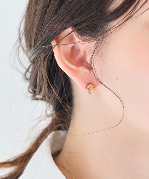 Phoebe（フィービィー）の「【金属アレルギー対応】グロッシーミニホースシューピアス　ステンレス/馬蹄/バテイ/蹄鉄/ラッキーモチーフ/ギフト/プレゼント（ピアス（両耳用）・レディース・イエローゴールド/シルバー・FREE）」の16枚目の写真