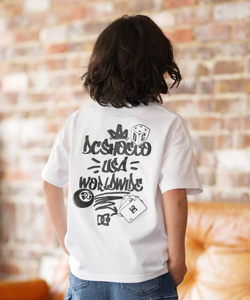 DC（ディーシー）の「DC/ディーシー Tシャツ 26 KD GRAFFITI SS YST261512（Tシャツ/カットソー・キッズ・マルチ/ホワイト/ブラック・140cm/130cm/160cm/150cm/120cm/110cm/100cm）」の4枚目の写真
