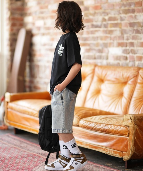 DC（ディーシー）の「DC/ディーシー Tシャツ 26 KD GRAFFITI SS YST261512（Tシャツ/カットソー・キッズ・マルチ/ホワイト/ブラック・140cm/130cm/160cm/150cm/120cm/110cm/100cm）」の16枚目の写真