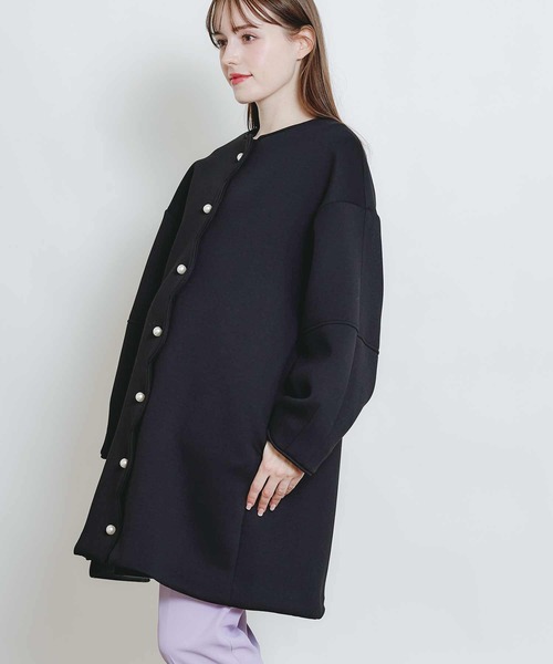 PICCIN PERLA(ピッチンペルラ)の「スカラップボンディングコート(ノーカラーコート・レディース・ブラック/オフホワイト/ライトグレー・M)」の5枚目の写真