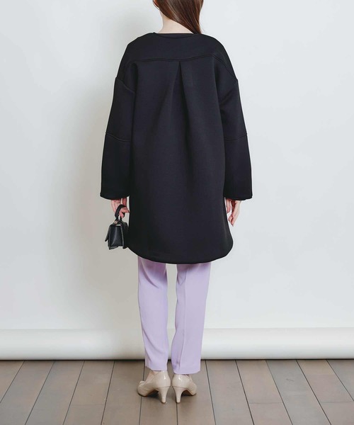 PICCIN PERLA(ピッチンペルラ)の「スカラップボンディングコート(ノーカラーコート・レディース・ブラック/オフホワイト/ライトグレー・M)」の9枚目の写真