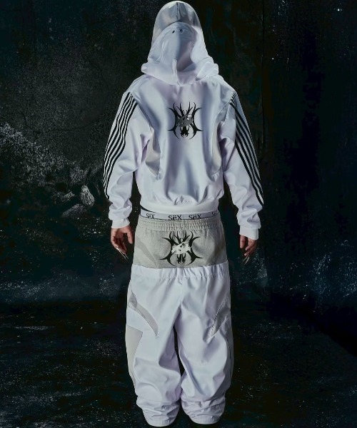 セール】【Cozy world Wide】'BBY TECHBOI' 3 LAYER NYLON TRACKSUIT