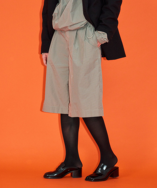 CITYSHOP（シティーショップ）の「[THE MOOD] ショートパンツ（その他パンツ・レディース・ブラック/グリーン・42/38/36）」の2枚目の写真