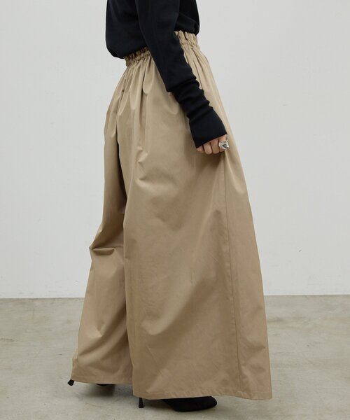 GALLARDAGALANTE（ガリャルダガランテ）の「ギャザーボリュームパンツ（その他パンツ・レディース・ネイビー/ベージュ・FREE）」の6枚目の写真