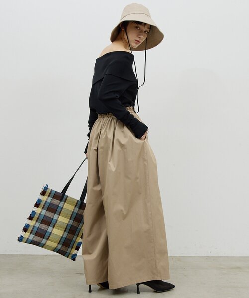 GALLARDAGALANTE（ガリャルダガランテ）の「ギャザーボリュームパンツ（その他パンツ・レディース・ネイビー/ベージュ・FREE）」の9枚目の写真