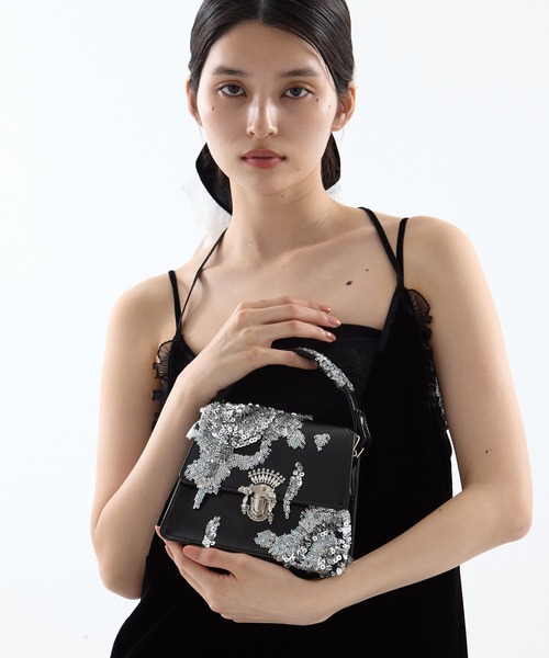 tanakadaisuke（タナカダイスケ）の「【tanakadaisuke/タナカダイスケ】magical powder mini bag/マジカルパウダーミニバッグ（ハンドバッグ・レディース・ブラック・FREE）」の2枚目の写真