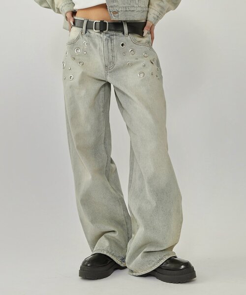 WHO'S WHO gallery(フーズフーギャラリー)の「EYELET LOW RISE DENIM /アイレットローライズデニム(デニムパンツ・レディース・ブラック/ネイビー/サックスブルー・SMALL/MEDIUM)」の6枚目の写真