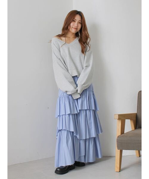 Ungrid（アングリッド）の「Vネックデザインスウェット（スウェット・レディース・イエロー/ライトグレー/ブラック・FREE）」の7枚目の写真