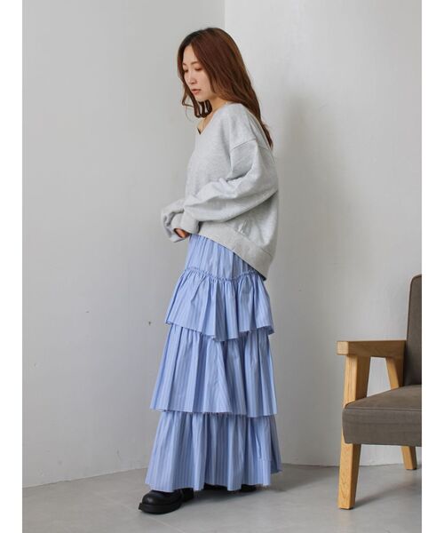 Ungrid（アングリッド）の「Vネックデザインスウェット（スウェット・レディース・イエロー/ライトグレー/ブラック・FREE）」の8枚目の写真