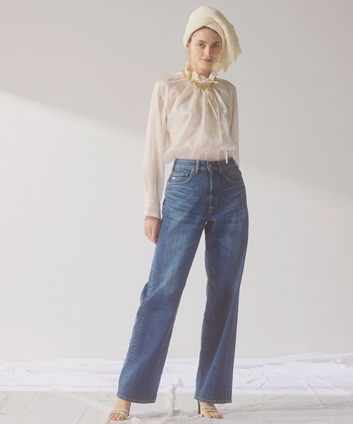 SOMETHING(サムシング)の「SOMETHING ELSA NOUVEAU LOOSE STRAIGHT/ルーズストレートデニムパンツ(デニムパンツ・レディース・ライトインディゴブルー/ブルー・X-SMALL/SMALL/MEDIUM/LARGE)」の2枚目の写真