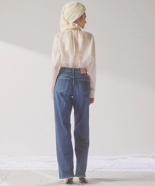 SOMETHING(サムシング)の「SOMETHING ELSA NOUVEAU LOOSE STRAIGHT/ルーズストレートデニムパンツ(デニムパンツ・レディース・ライトインディゴブルー/ブルー・X-SMALL/SMALL/MEDIUM/LARGE)」の4枚目の写真