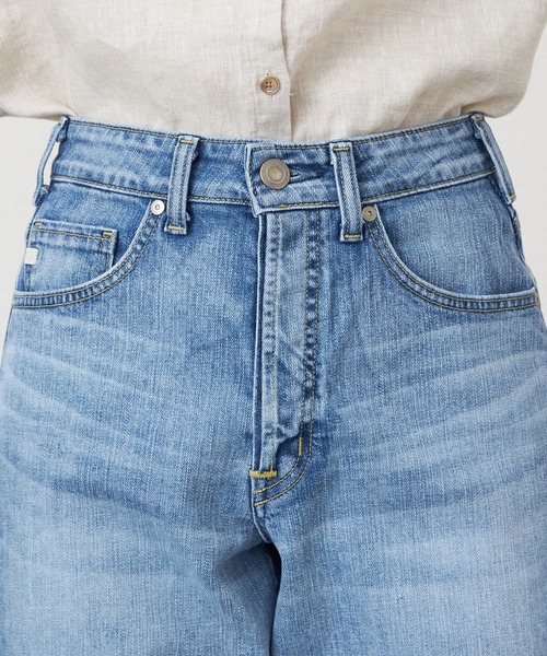 SOMETHING(サムシング)の「SOMETHING ELSA NOUVEAU LOOSE STRAIGHT/ルーズストレートデニムパンツ(デニムパンツ・レディース・ライトインディゴブルー/ブルー・X-SMALL/SMALL/MEDIUM/LARGE)」の12枚目の写真