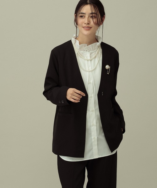 LAKOLE（ラコレ）の「【セレモニー／卒入式にも】＜多機能素材＞ダブルクロスノーカラージャケット / 642683（ノーカラージャケット・レディース・モカ/アイボリー/ブラック・FREE）」の2枚目の写真