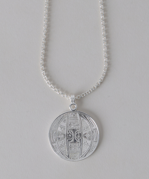 VERMEIL par iena(ヴェルメイユパーイエナ)の「ADRAR アドラル BIRD コインネックレス(ネックレス・レディース・シルバー・FREE)」の6枚目の写真